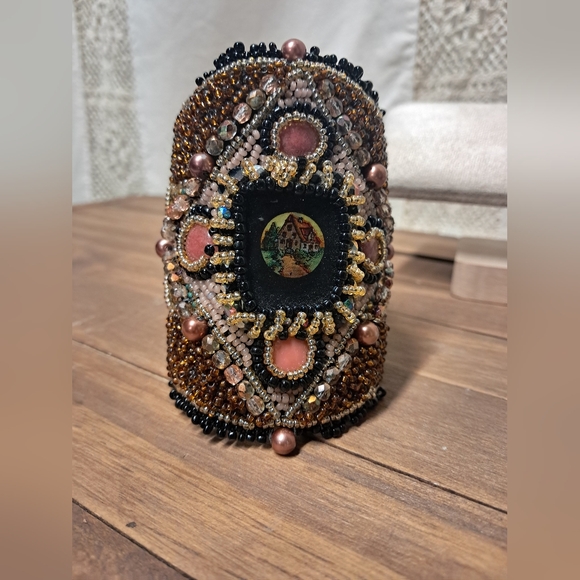 Handbeaded Bohemian Festival Arm Cuff - Picture 3 of 3